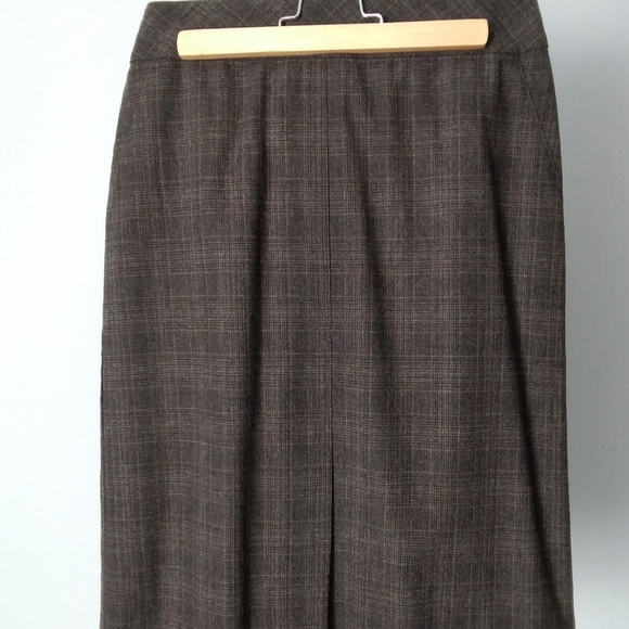 Le Chateau Wool Blend Pencil Skirt (NWOT) - Picture 3 of 13